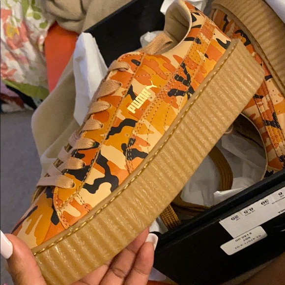 Rihanna Platform Puma Sneaker - Picture 2 of 5